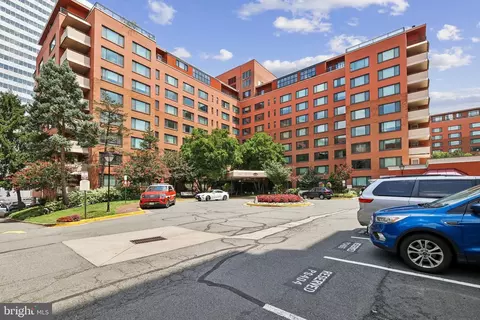 1021 Arlington Blvd #1138, Arlington, VA 22209