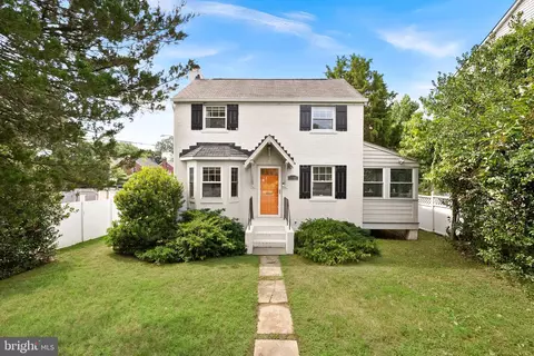 5300 Wilson Blvd, Arlington, VA 22205