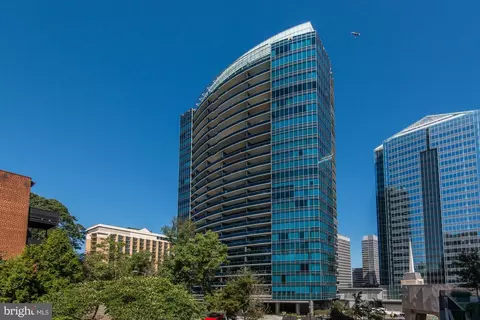 1881 N Nash St #902, Arlington, VA 22209