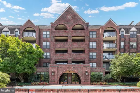 2100 Langston Blvd #G08, Arlington, VA 22207