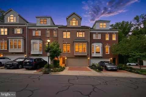 1719 22nd Ct N, Arlington, VA 22209
