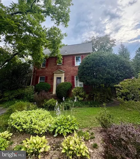1522 N Buchanan St, Arlington, VA 22205