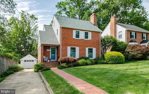 6200 18th Rd N, Arlington, VA 22205