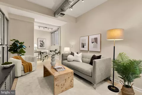 3409 Wilson Blvd #303, Arlington, VA 22201