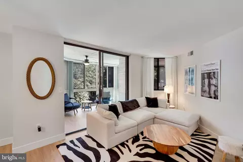 1001 N Vermont St #311, Arlington, VA 22201
