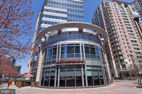 851 N Glebe Rd #1516, Arlington, VA 22203