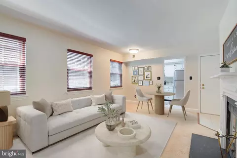 2102 N Scott St #109, Arlington, VA 22209