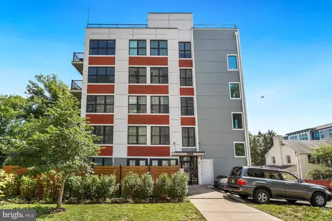 1245 N Pierce St #8, Arlington, VA 22209