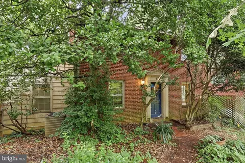 1200 N Powhatan St, Arlington, VA 22205