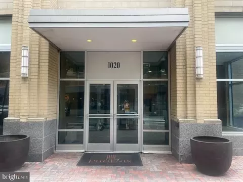 1020 Highland St N #1105, Arlington, VA 22201
