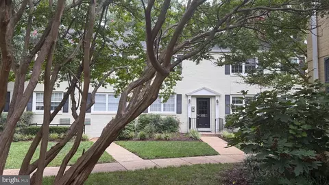 105 N George Mason Dr #1053, Arlington, VA 22204
