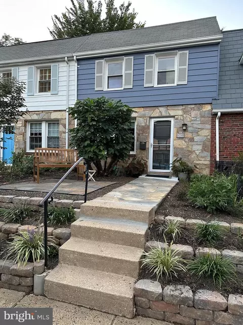 4785 21st Rd N, Arlington, VA 22207