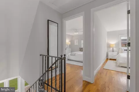 Entry Way - 255 N Bryan St N, Arlington, VA 22201 photo 4 of 4