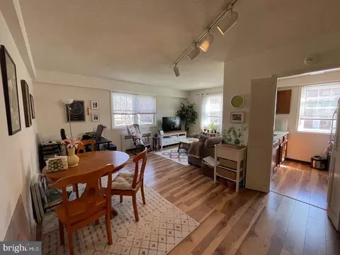 4376 N Pershing Dr #1, Arlington, VA 22203