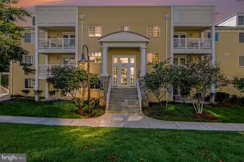 4113 S Four Mile Run Dr #103, Arlington, VA 22204