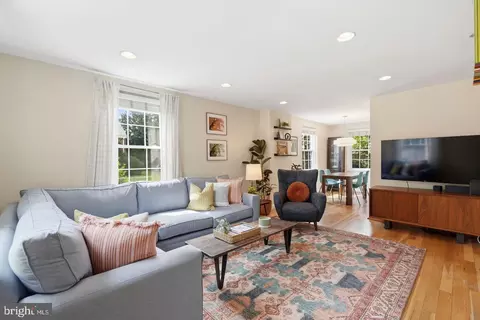 3615 S Taylor St S, Arlington, VA 22206