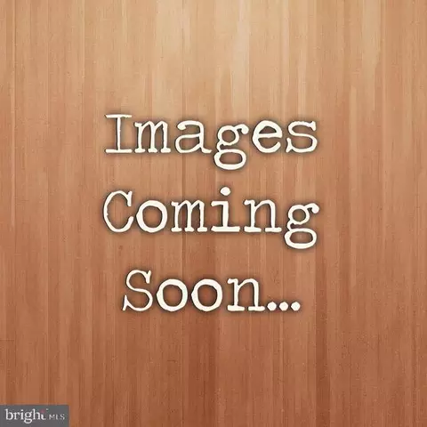 2731 S Walter Reed Dr #C, Arlington, VA 22206