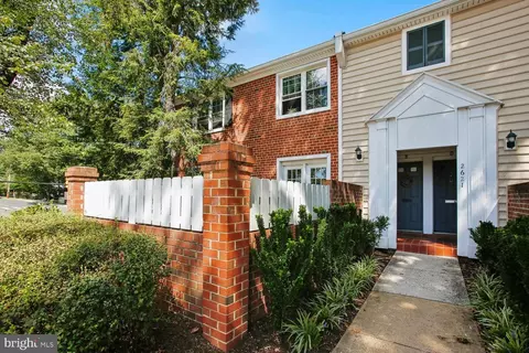 2621 S Walter Reed Dr S #A, Arlington, VA 22206