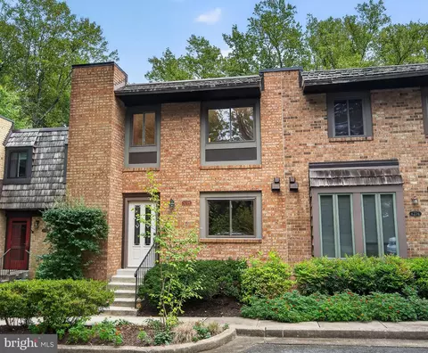 6274 15th Pl N, Arlington, VA 22205