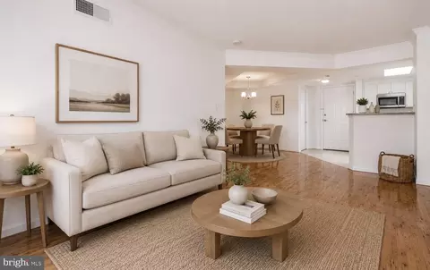 3835 9th St N #704, Arlington, VA 22203