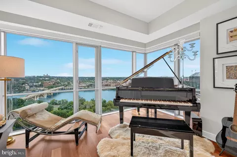 1111 19th St N #2401, Arlington, VA 22209