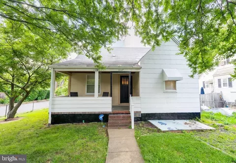 1037 16th St S, Arlington, VA 22202