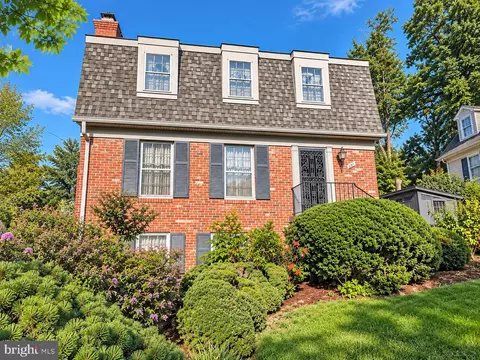801 S Stafford St, Arlington, VA 22204