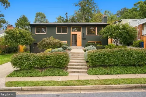 963 N Rochester St, Arlington, VA 22205