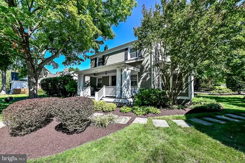 1701 N Jefferson St, Arlington, VA 22205
