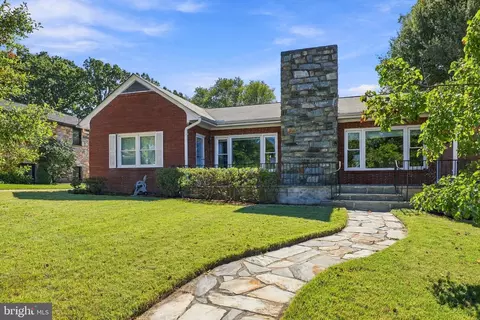 1500 23rd St S, Arlington, VA 22202