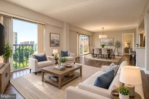 1300 Army Navy Dr #1012, Arlington, VA 22202