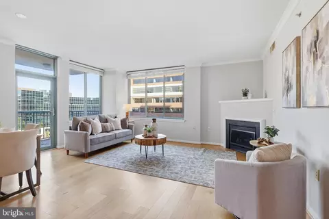 851 N Glebe Rd #711, Arlington, VA 22203