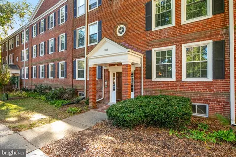 3006 S Columbus St #A1, Arlington, VA 22206