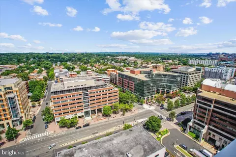 851 N Glebe Rd N #2015, Arlington, VA 22203