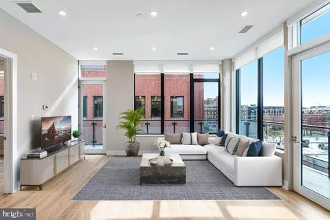 801 N Fairfax St #416, Alexandria, VA 22314