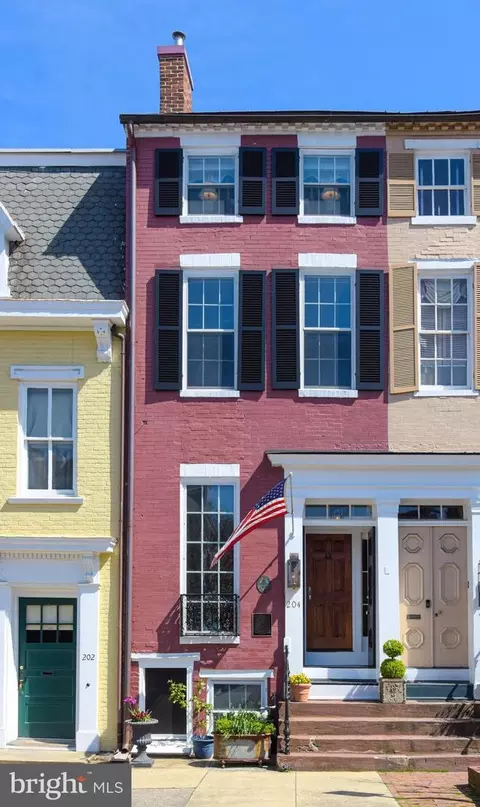 204 S Pitt St, Alexandria, VA 22314