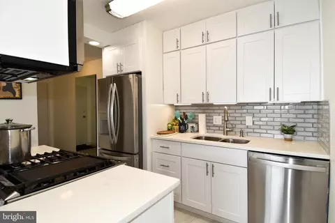 301 N Beauregard St N #820, Alexandria, VA 22312