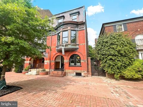 210 N Washington St, Alexandria, VA 22314