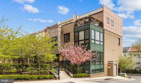 112 Cambria Walk, Alexandria, VA 22304