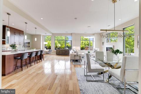 601 N Fairfax St #217, Alexandria, VA 22314