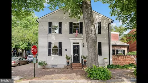 227 N Pitt St, Alexandria, VA 22314