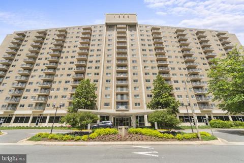 1225 Martha Custis Dr #709, Alexandria, VA 22302