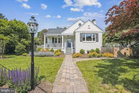 601 S View Ter, Alexandria, VA 22314