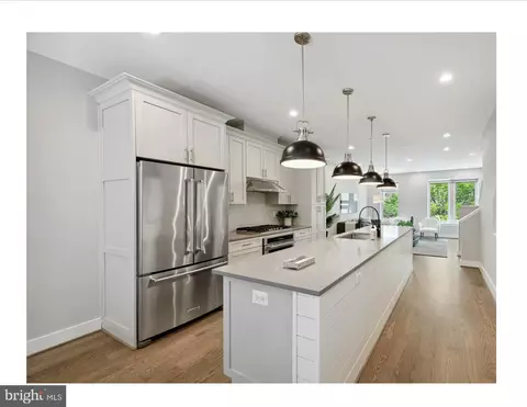 605 N Henry St, Alexandria, VA 22314