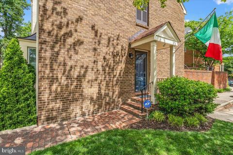 1100 Michigan Ct, Alexandria, VA 22314