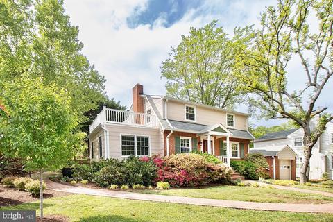 3500 Russell Rd, Alexandria, VA 22305