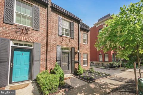 416 S Columbus St, Alexandria, VA 22314