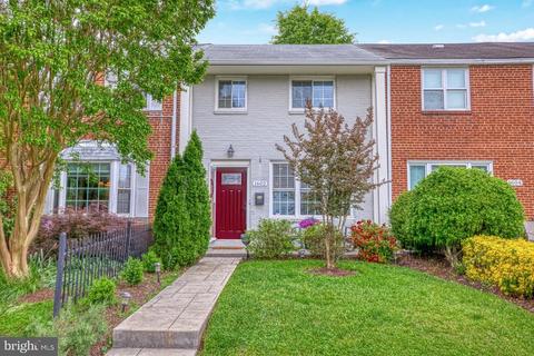 1602 Woodbine St, Alexandria, VA 22302