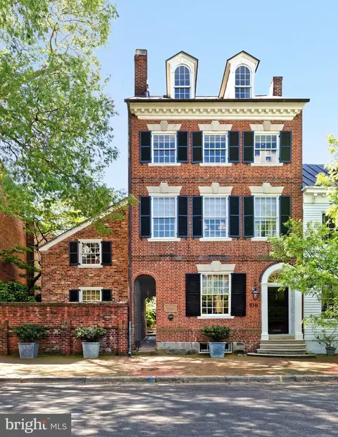 210 Duke St, Alexandria, VA 22314