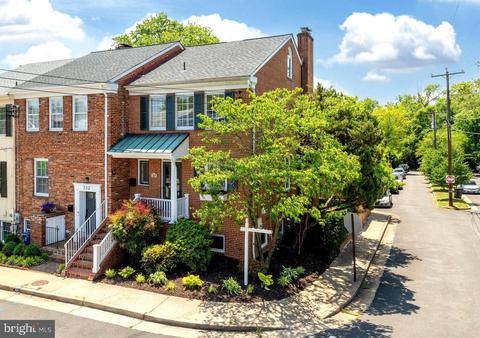 224 Green St, Alexandria, VA 22314